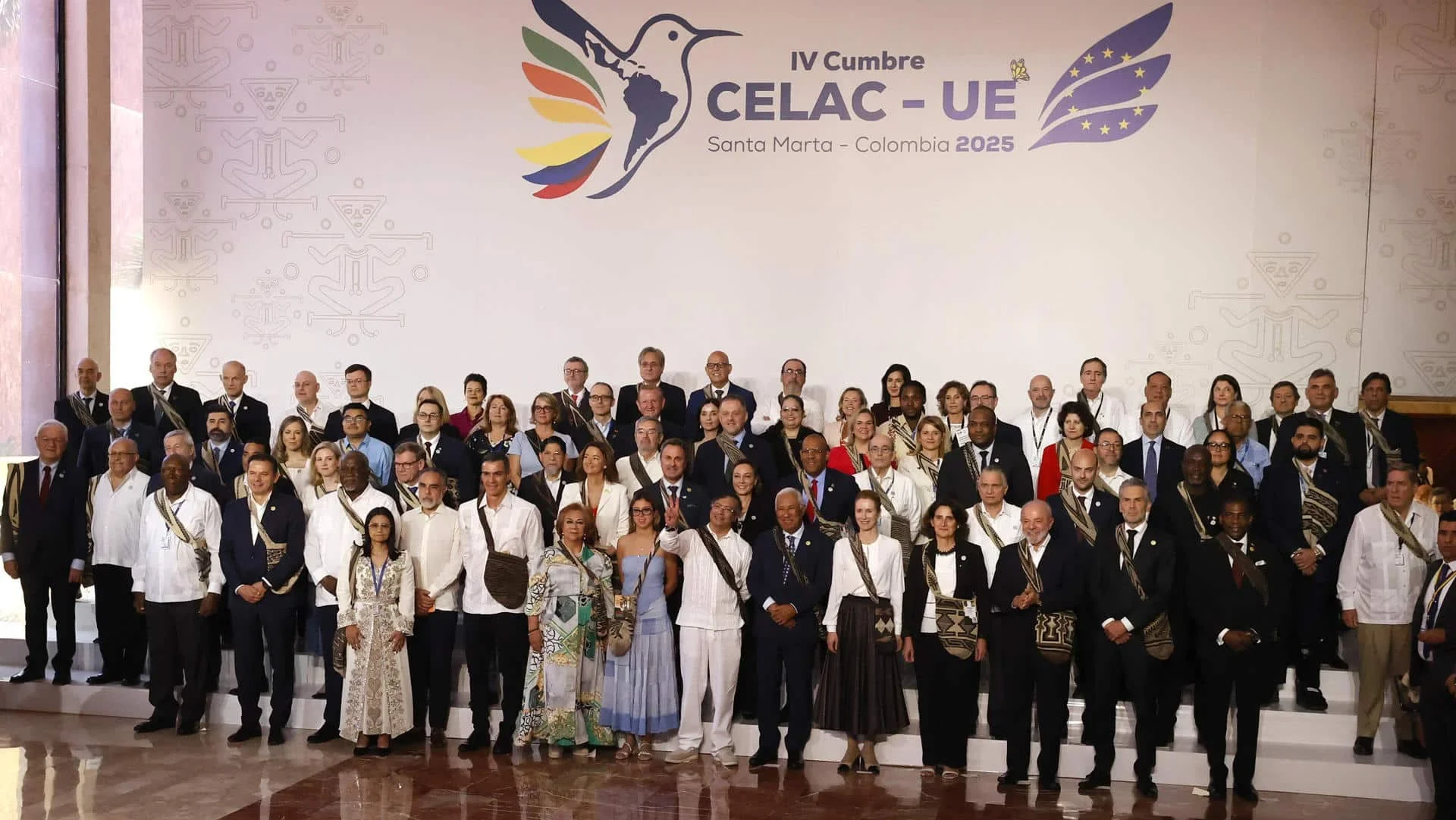 Foto de CELAC y UE abogan por el fortalecimiento del multilateralismo